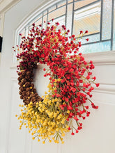 Load image into Gallery viewer, Baby’s Breath & Mini Pinecones