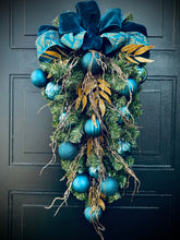 Load image into Gallery viewer, Teal & Gold Teardrop Swag