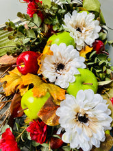 Load image into Gallery viewer, Apple Harvest Swag
