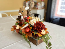 Load image into Gallery viewer, Fall Squirrel Centerpiece Box