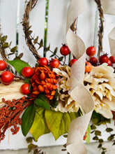 Load image into Gallery viewer, Pumpkin Peony Nest