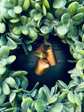 Load image into Gallery viewer, Jade with Bells