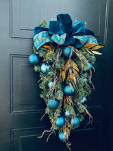 Load image into Gallery viewer, Teal & Gold Teardrop Swag