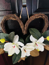 Load image into Gallery viewer, Magnolia Heart