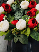 Load image into Gallery viewer, Cabbage Roses