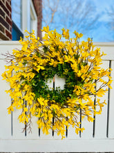 Load image into Gallery viewer, Forsythia & Eucalyptus