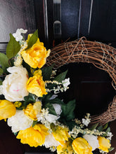 Load image into Gallery viewer, Yellow Spring