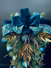 Load image into Gallery viewer, Teal & Gold Teardrop Swag