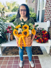 Load image into Gallery viewer, Sunflower Basket