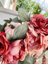 Load image into Gallery viewer, Fading Autumn Rose