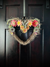 Load image into Gallery viewer, Succulent Heart