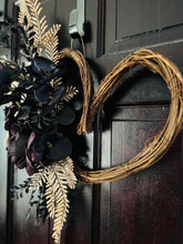 Load image into Gallery viewer, Black Orchid Heart