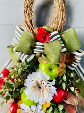Load image into Gallery viewer, Apple Harvest Swag