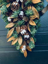 Load image into Gallery viewer, Pine Cone Teardrop Swag