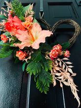 Load image into Gallery viewer, Peach Hibiscus Heart