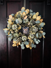 Load image into Gallery viewer, Autumn Peek