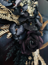 Load image into Gallery viewer, Black Orchid Heart