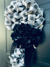 Load image into Gallery viewer, Black Velvet Cane