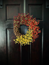 Load image into Gallery viewer, Baby’s Breath & Mini Pinecones