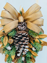 Load image into Gallery viewer, Pine Cone Teardrop Swag