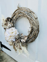 Load image into Gallery viewer, Snow & Champagne