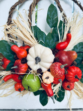 Load image into Gallery viewer, Pumpkin Nest