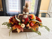 Load image into Gallery viewer, Fall Squirrel Centerpiece Box