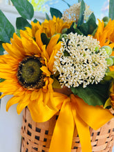 Load image into Gallery viewer, Sunflower Basket