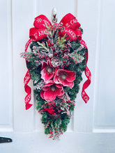 Load image into Gallery viewer, Merry Magnolia