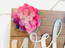 Load image into Gallery viewer, Mini Echeveria Welcome Sign