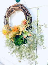 Load image into Gallery viewer, Yellow Succulents & Moss