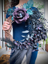 Load image into Gallery viewer, Black Velvet