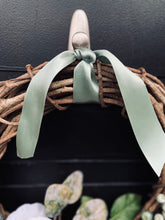 Load image into Gallery viewer, Eucalyptus Flower Garden