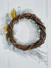 Load image into Gallery viewer, Silver & Pearl Winter Holiday Wreath