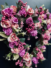 Load image into Gallery viewer, Victorian Heart