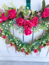 Load image into Gallery viewer, Hot Pink Mini Rose Heart