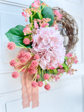 Load image into Gallery viewer, Shell & Coral