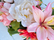 Load image into Gallery viewer, Lily & Peony Mix
