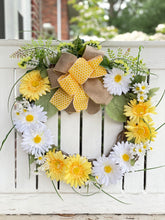 Load image into Gallery viewer, Yellow & White Daisy Wreath