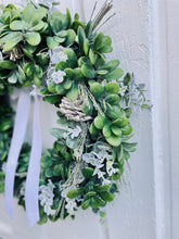 Load image into Gallery viewer, Winter Jade