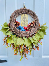 Load image into Gallery viewer, Auntie