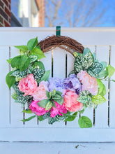 Load image into Gallery viewer, Soft Peonies