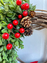 Load image into Gallery viewer, Poinsettia, Boxwood, & Pampas