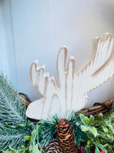 Load image into Gallery viewer, Pine & Berry Buck