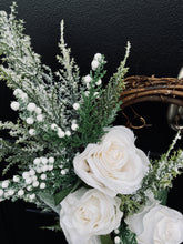 Load image into Gallery viewer, Frozen Rose Heart