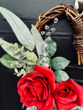 Load image into Gallery viewer, Rose & Crystal Heart