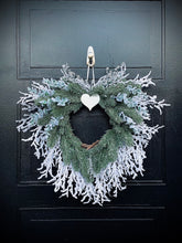Load image into Gallery viewer, Frosted Fir Heart