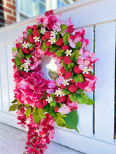 Load image into Gallery viewer, Strawberries