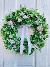 Load image into Gallery viewer, Winter Jade