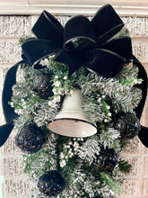 Load image into Gallery viewer, Black & White Teardrop Swag